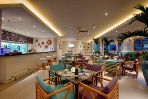 Pullman Danang Azure Beach Bar Lounge